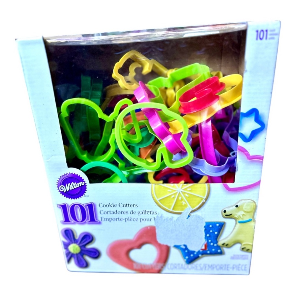 Wilton 101 Cookie Cutters in Original Box Baking Crafts